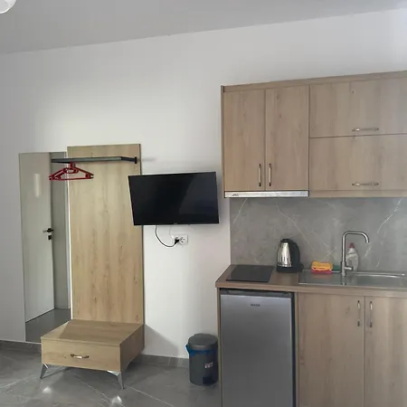 Soni Oruci Apart Otel Ksamil