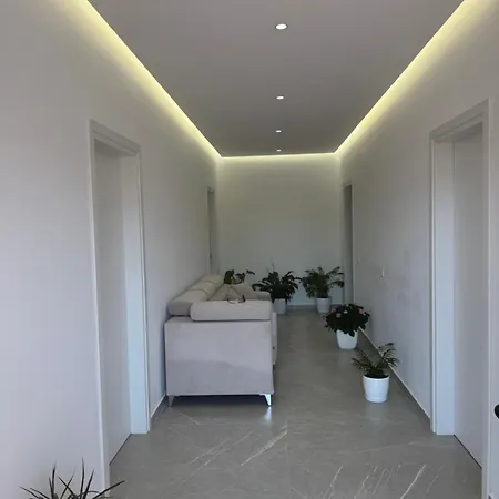 Apart Otel Soni Oruci 3*