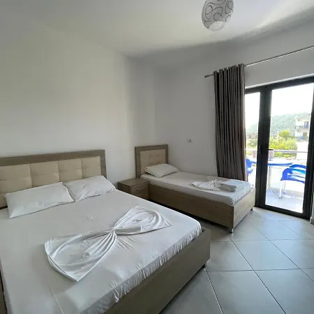 Soni Oruci Aparthotel