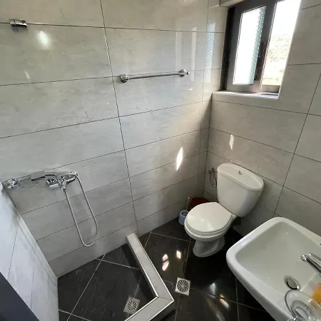 Aparthotel Soni Oruci *