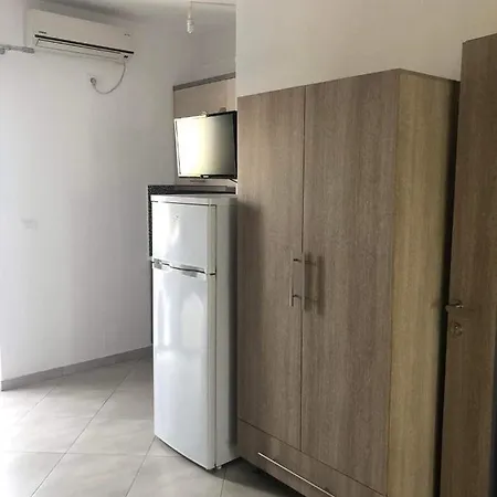 Soni Oruci Aparthotel