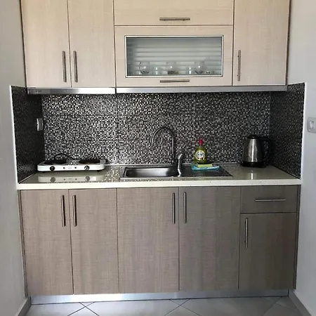 Soni Oruci Aparthotel Ksamil