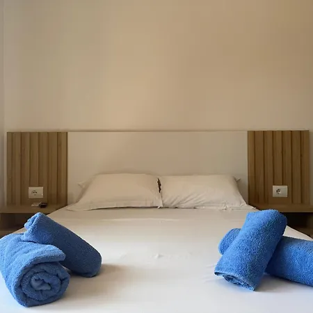 Soni Oruci Lejlighedshotel Ksamil